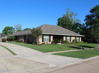 6124 Ridgemore Dr, Baton Rouge, LA 70817