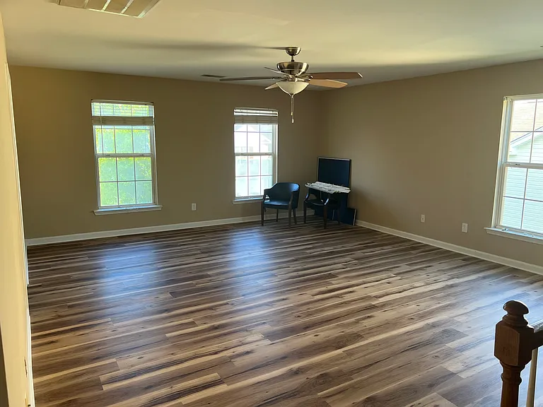 605 Summer Crest Rd — Photo 10