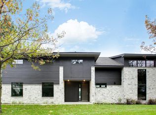 4255 Snail Lake Blvd, Shoreview, MN 55126