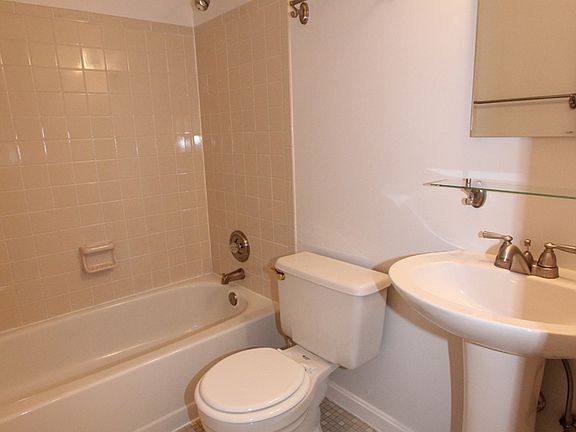 5th image of 1600 Nathan Ln