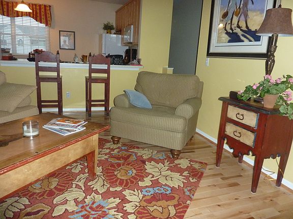 Easy access to kitchen