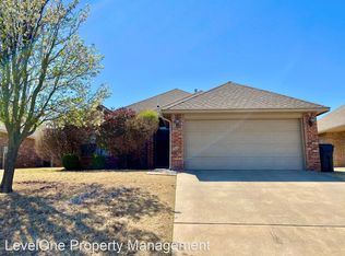 15701 Traditions Dr, Edmond, OK 73013
