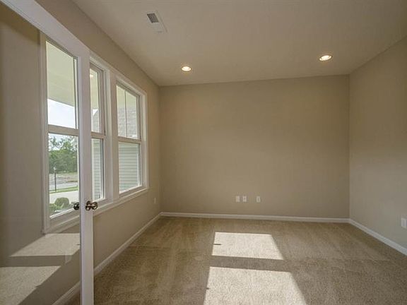 4th image of 2413 Ormond Dr #345