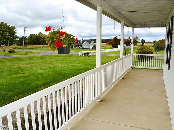 3rd image of 8333 Markley Dr