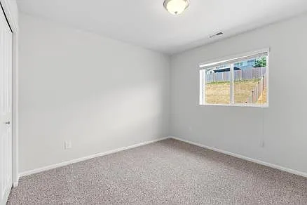 2730 Saga Ct NE — Photo 13