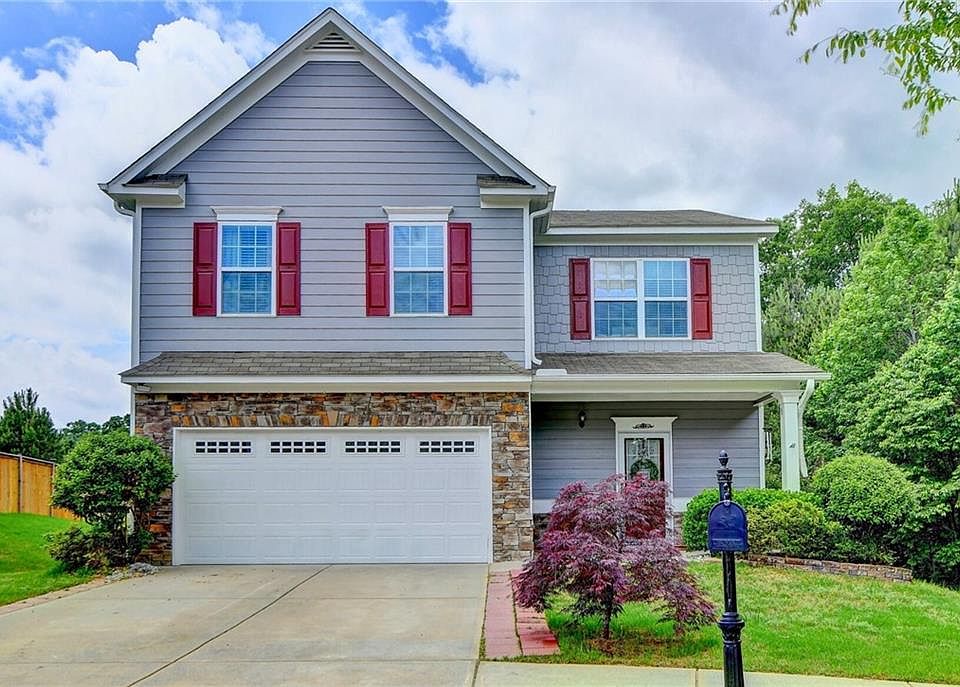 1st image of 758 Pine Ln