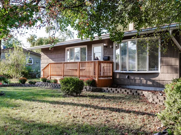 67 Arrowhead Dr, Thornton, IL 60476