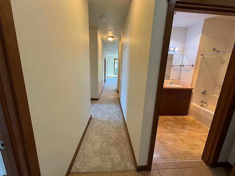 910 Gladstone St #307 — Photo 3