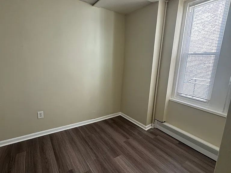 4102 W Girard Ave #1R — Photo 5