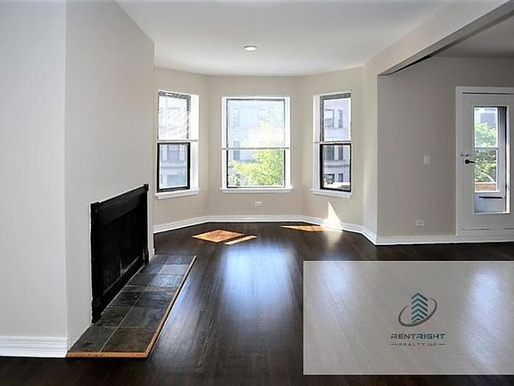 2nd image of 920 W Belle Plaine Ave APT 2E