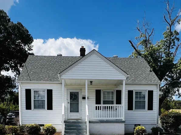 1116 8th St, Altavista, VA 24517