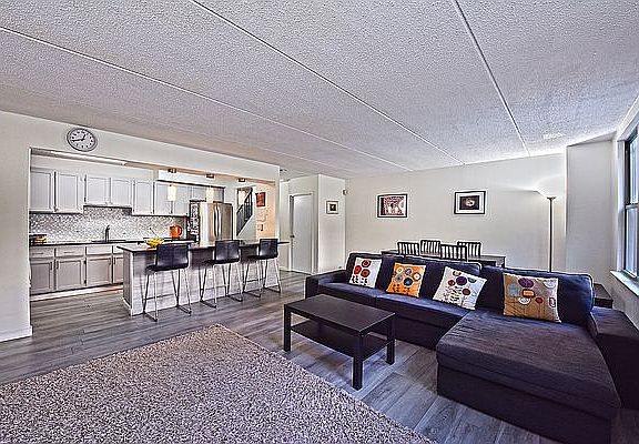 3rd image of 305 W 120th St