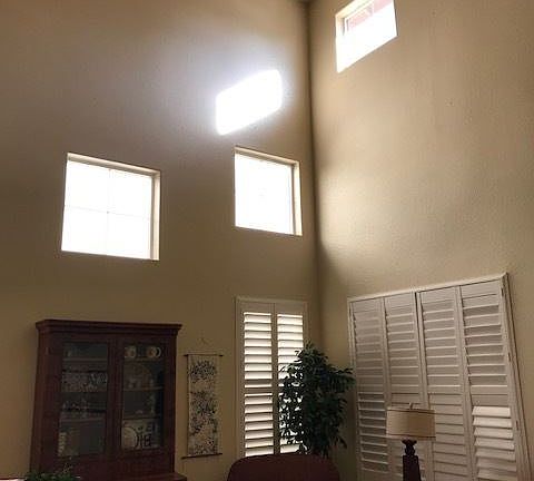 4th image of 2983 W River Dr