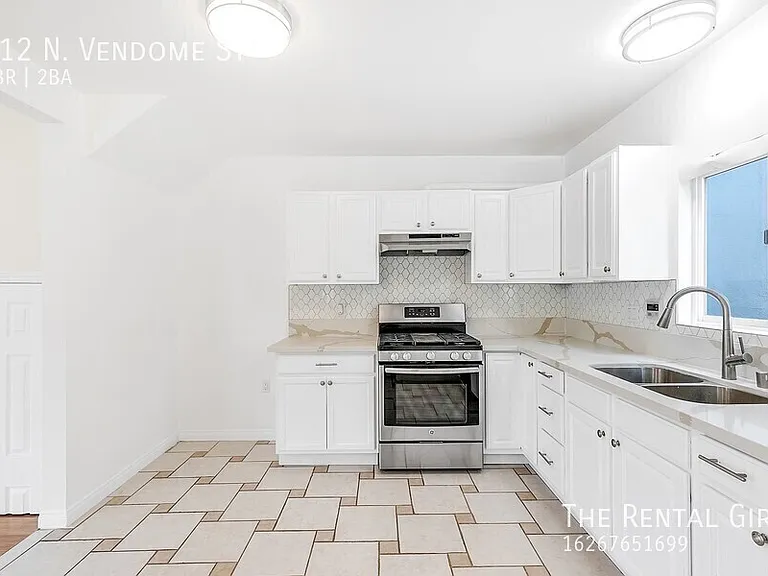 612 N Vendome St — Photo 10