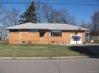 1054 Louis Ave, Flint, MI 48505
