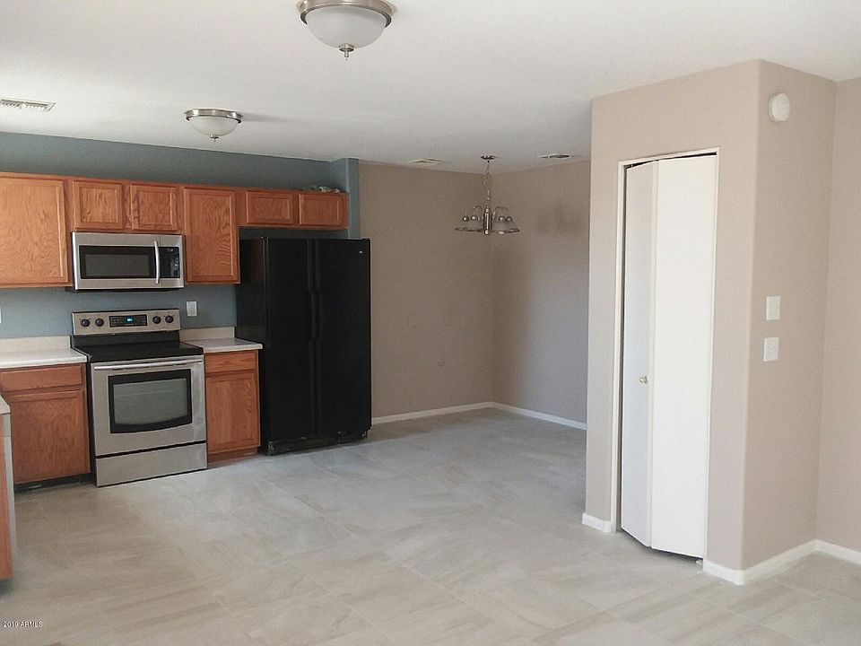 2nd image of 35430 N Barzona Trl