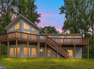 2668 High Top Rd, Linden, VA 22642