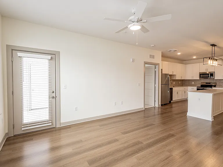 Allure Apartments — Photo 57