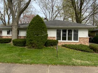 441 Indianwood Blvd, Park Forest, IL