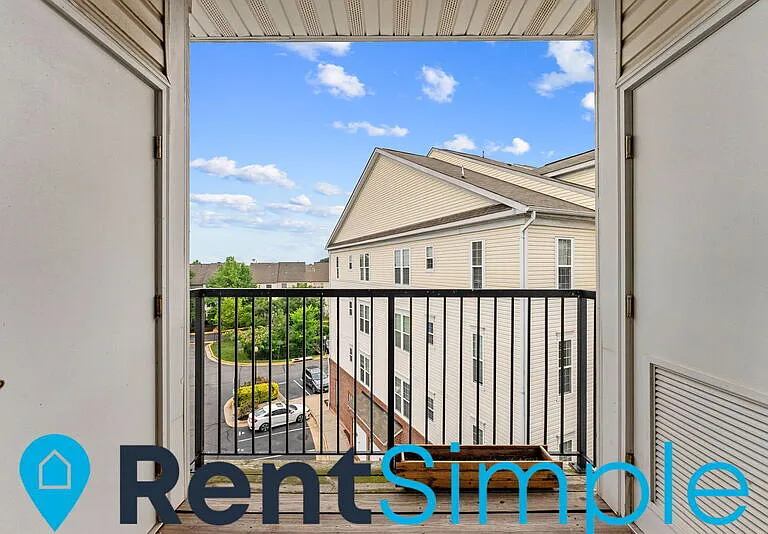 21210 McFadden Sq #402 — Photo 50