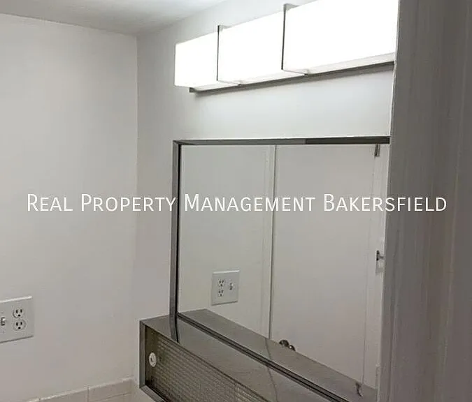 2403 Olive St #2403 — Photo 12
