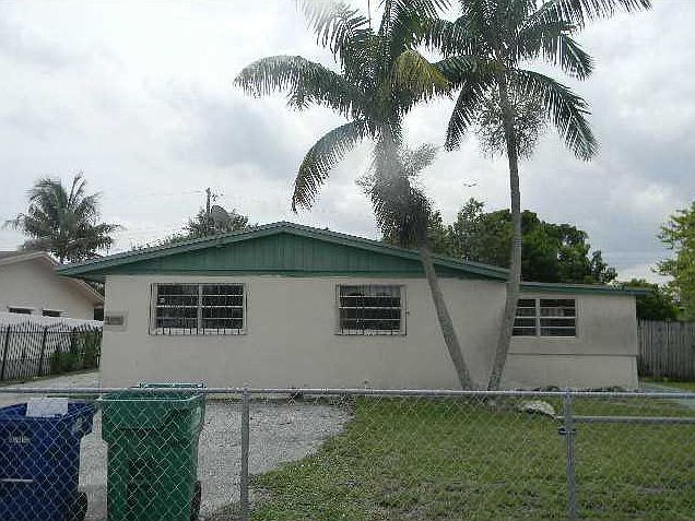 1st image of 4310 NW 192nd St