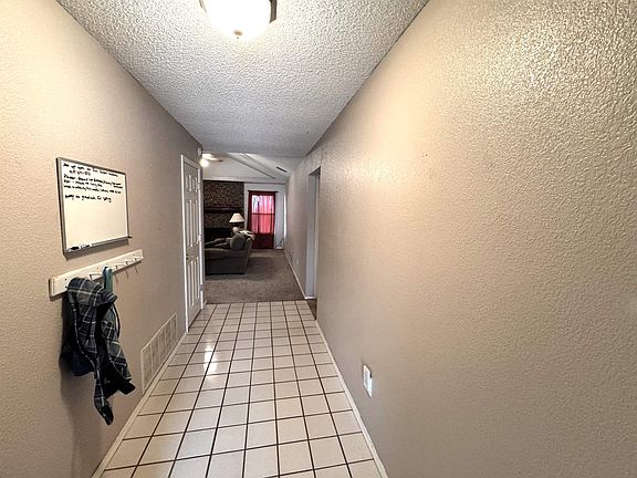 2nd image of 3881 Basswood Dr