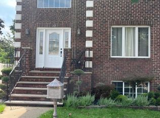 22 Lafayette St, Staten Island, NY 10307