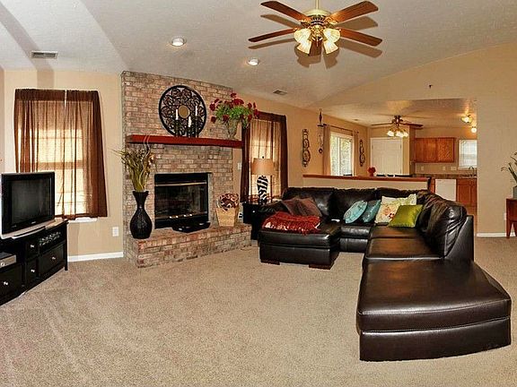 4th image of 4111 Owster Ct