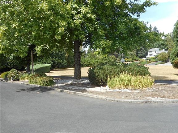4th image of 9315 SE Evergreen Hwy
