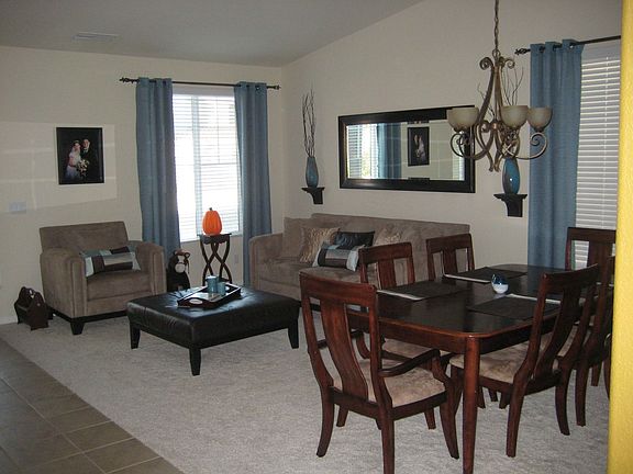 Dining/Formal Living