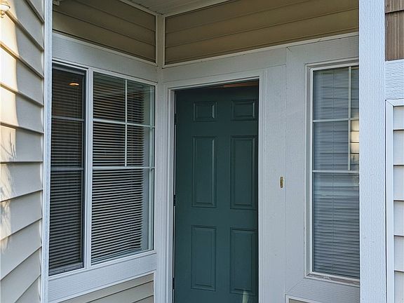 2nd image of 11592 Breckenridge Ln NW