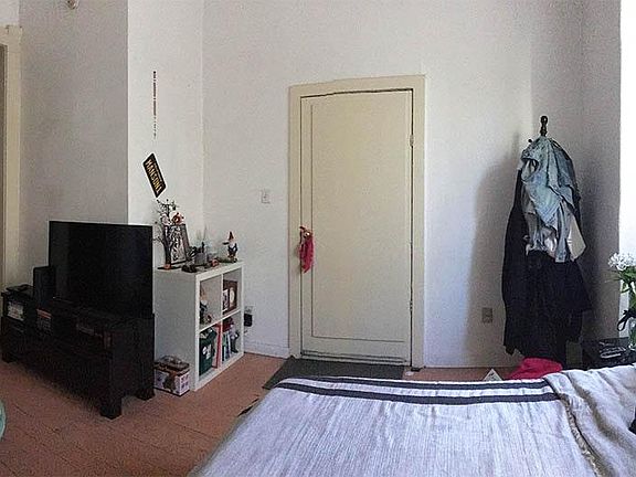 3rd image of 1442 Lake Shore Ave APT 2