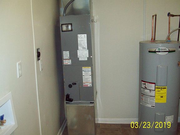 5th image of 1192 Donna Marie Dr