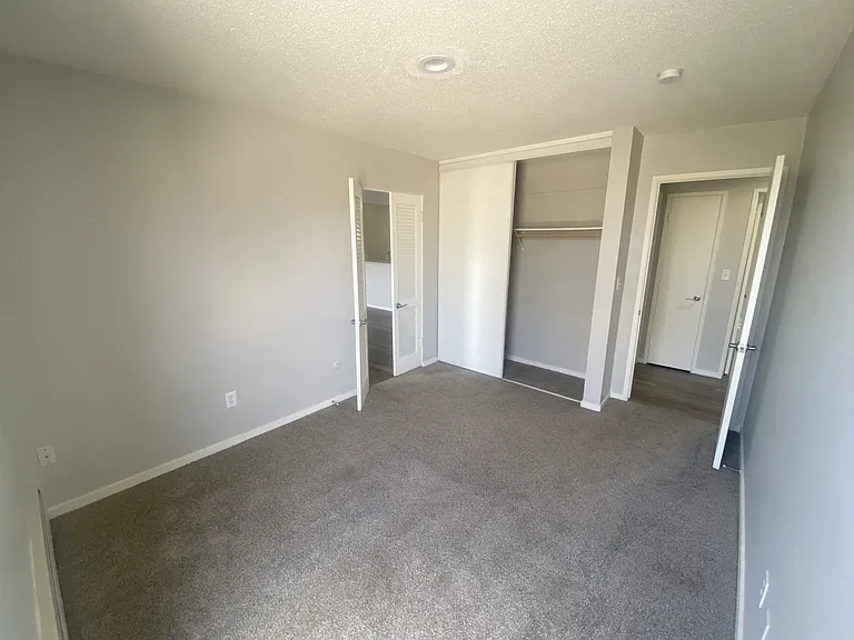 Lexington Hills Apartments — Photo 69