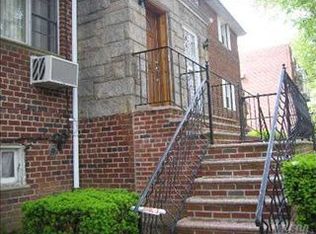 3538 190th St, Flushing, NY 11358