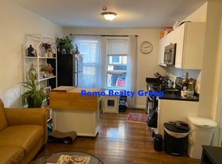 38-2 L St, Boston, MA 02127