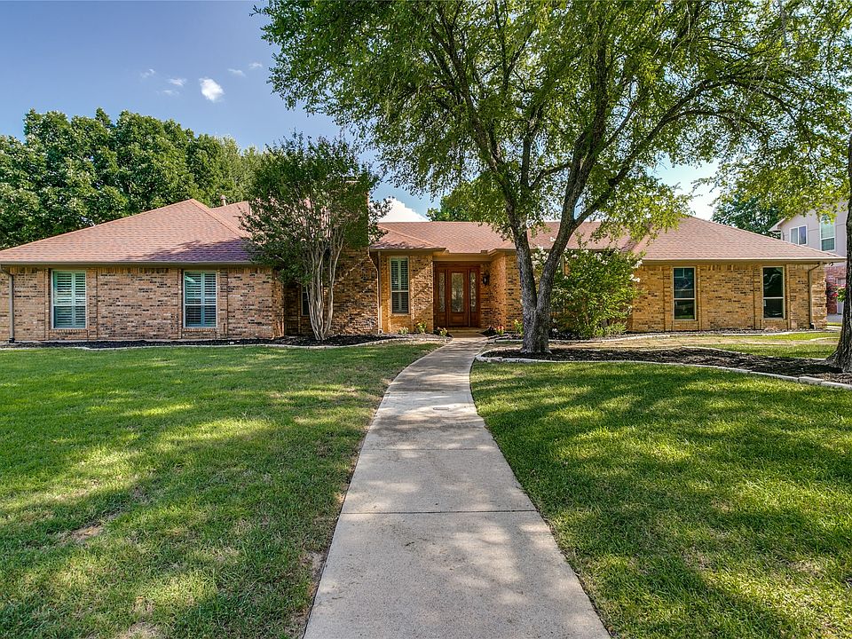 1st image of 2 Rolling Hills Cir