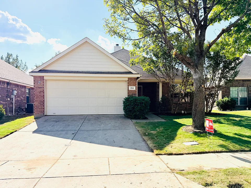 214 Lavaca Dr