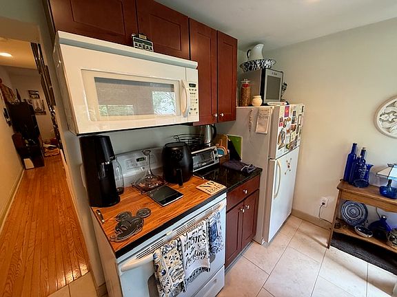 3rd image of 4227 Baltimore Ave APT 1