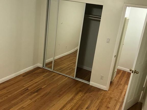 Ceiling fan in Bedroom