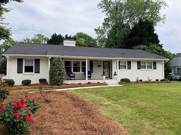 2nd image of 2803 New Hanover Dr
