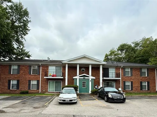 452 Chapel Ridge Dr APT F, Hazelwood, MO 63042