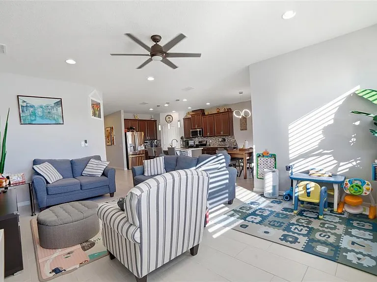 1461 Clear Brook Pl — Photo 14