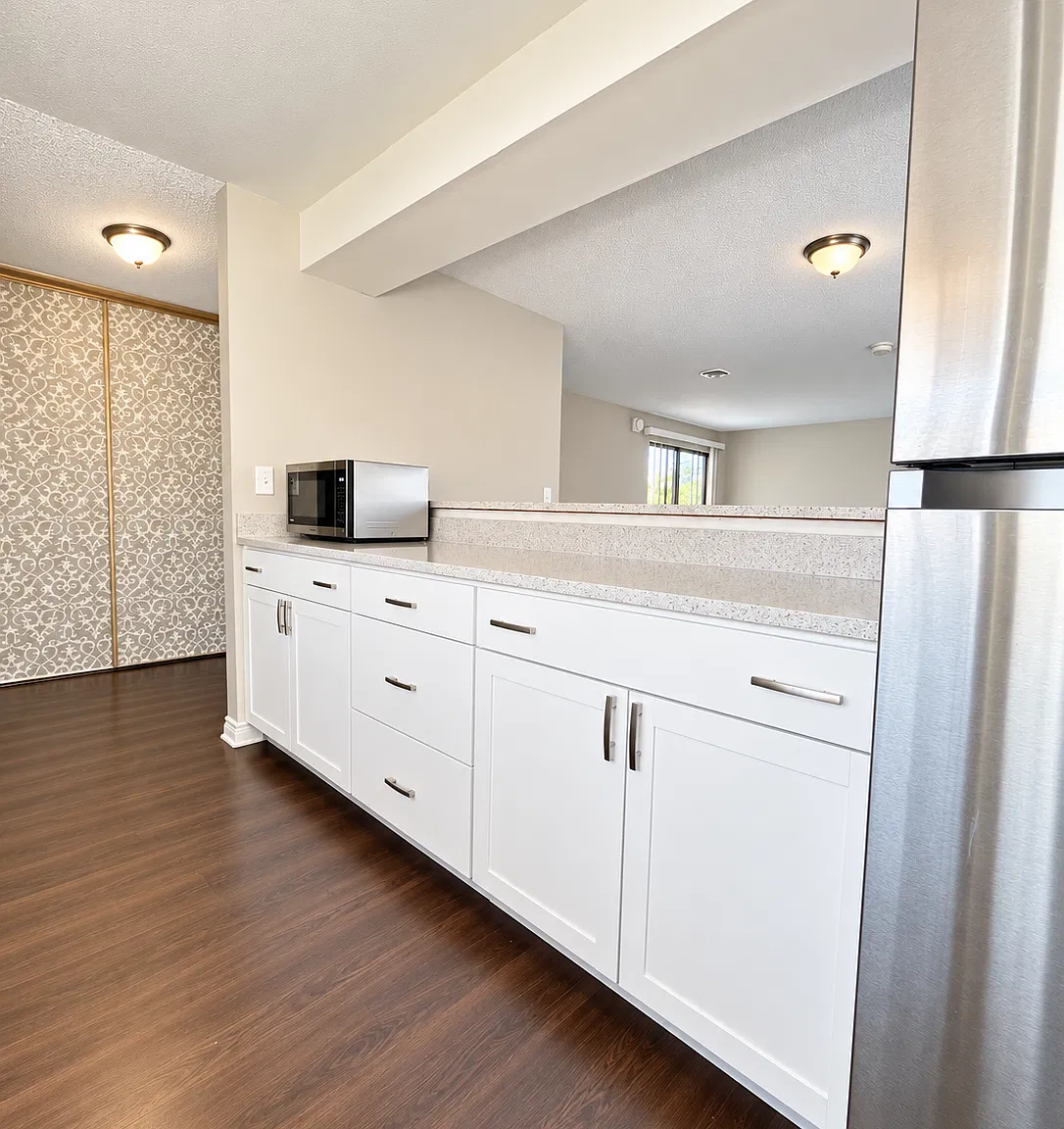 2 bed, 1118 sqft, $2,450 — Photo 3