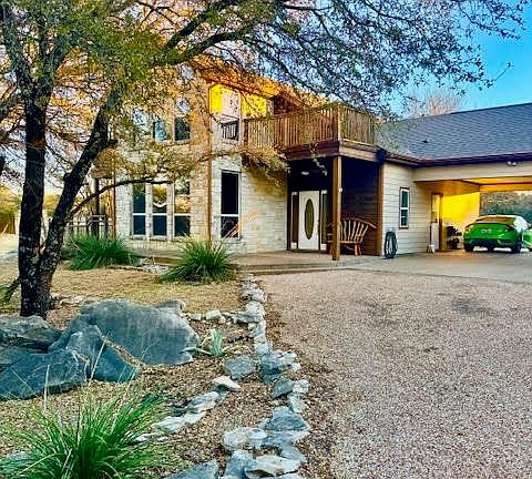 2nd image of 3350 Skyline Dr