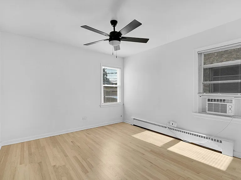 4614 N Central Ave #3 — Photo 4