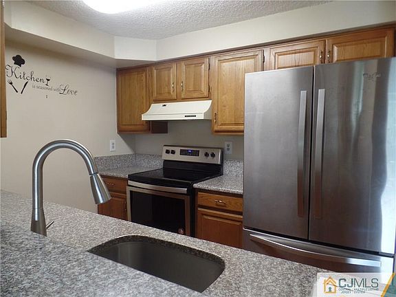 5th image of 1913 Aspen Dr #1913