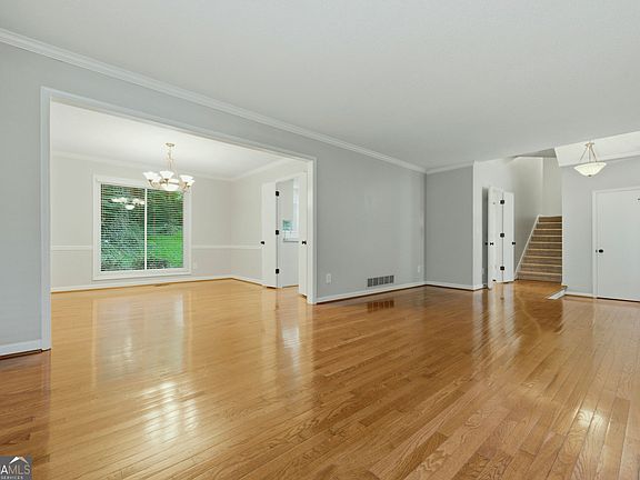 3rd image of 2293 Chimney Springs Dr