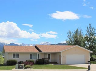 1704 Polaris Cir, Livingston, MT 59047